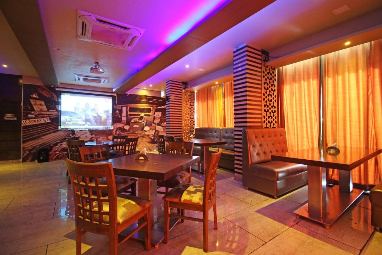 Oyo 4964 Golden Oyster Suites Dehradun Eksteriør bilde